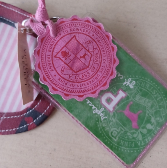 PINK Victoria's Secret Ski Academy Keychain Vintage! - Picture 4 of 5